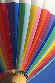 Images Dated 24th September 2005: Hot-air Balloon, near Methven, Canterbury Plains, South Island, New Zealand