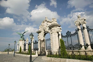 HUNGARY-Budapest: Buda / Castle Hill- The Corvinus Gate
