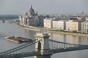 Images Dated 11th May 2004: HUNGARY-Budapest: Buda / Castle Hill View of- Danube River, Szechenyi (Chain)