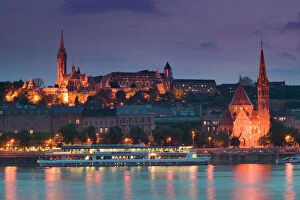 HUNGARY, Budapest: Castle Hill, Calvinist Church & Danube River / Evening