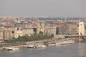 HUNGARY-Budapest: Danube River & Pest Riverfront
