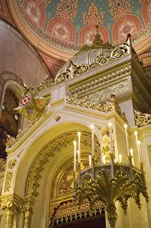 HUNGARY-Budapest: The Great Synagogue - Biggest in Europe Interior- Altar detail