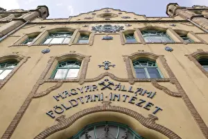 Images Dated 14th May 2004: HUNGARY-Budapest: Hungarian Art Nouveau: Detail of the Geological Institute (b