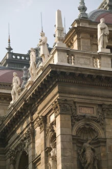 Images Dated 12th May 2004: HUNGARY-Budapest: Pest- Detail / Hungarian State Opera House