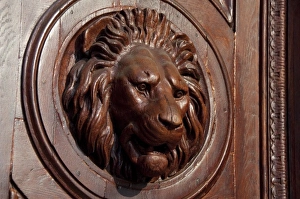 Images Dated 13th September 2009: Hungary, capital city of Budapest. Historic wooden door detail
