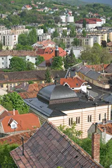 Images Dated 9th May 2004: HUNGARY-DANUBE BEND-Estergom: Town View