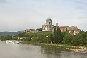 Images Dated 9th May 2004: HUNGARY-DANUBE BEND-Estergom: View of Estergom Basilica (b. 1856) & Danube River