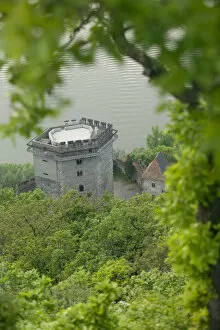 Images Dated 9th May 2004: HUNGARY-DANUBE BEND-Visegrad: Solomons Tower (13th century)