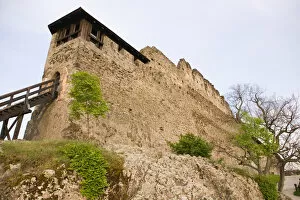 Images Dated 9th May 2004: HUNGARY-DANUBE BEND-Visegrad: Visegrad Citadel (b.1259)