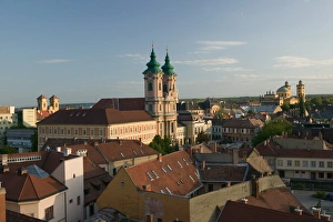 Images Dated 14th May 2004: HUNGARY-Northern Uplands / Bukk Hills-Eger: One of Hungarys Prime Wine Growing