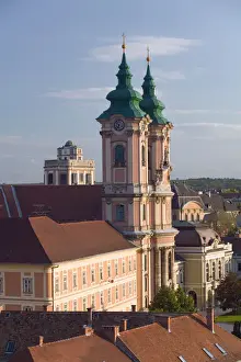 Images Dated 14th May 2004: HUNGARY-Northern Uplands / Bukk Hills-Eger: One of Hungarys Prime Wine Growing