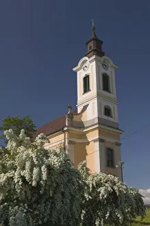 HUNGARY-Northern Uplands / Bukk Hills-Egerbakta: Town Church