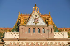 Images Dated 18th May 2004: HUNGARY-Southern Transdanubia-PECS: Art Nouveau Style Main Post Office