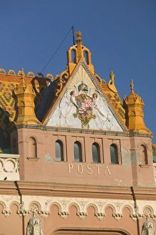 Images Dated 18th May 2004: HUNGARY-Southern Transdanubia-PECS: Art Nouveau Style Main Post Office