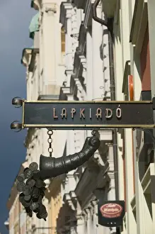 Images Dated 17th May 2004: HUNGARY-Southern Transdanubia-PECS: Kiraly utca Street - Shop Sign