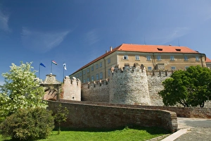 Images Dated 18th May 2004: HUNGARY-Southern Transdanubia-SIKLOS: Hungarys Southernmost Town