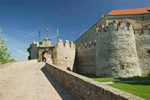 Images Dated 18th May 2004: HUNGARY-Southern Transdanubia-SIKLOS: Hungarys Southernmost Town
