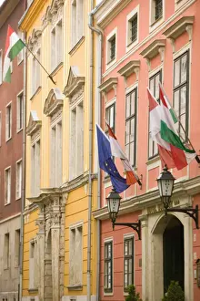 Images Dated 7th May 2004: HUNGARY-WESTERN TRANSDANUBIA-Sopron: Hotel Exterior / Old Town Medieval Town