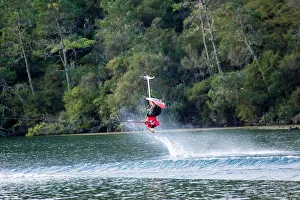 Images Dated 8th July 2006: Hydrofoil, Lake Ohakuri near Orakei Korako Thermal Area, between Rotorua and Taupo