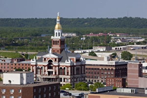Images Dated 19th May 2010: IA, Dubuque, Dubuque County Courthouse, Beaux Arts Style, constructed in 1891