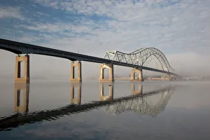 IA, Dubuque, Julien Dubuque bridge, spans the Mississippi River between Iowa and Illinois