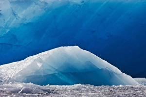 Images Dated 17th August 2011: Iceberg, Antarctica