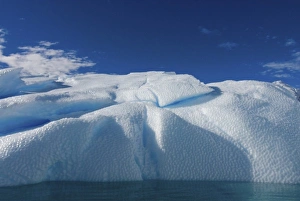 Images Dated 23rd May 2005: iceberg floating off the western Antarctic peninsula, Antarctica, Southern Ocean