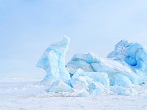Tundra Prints: Iceberg in the frozen Mohnbukta in Sabine-Land