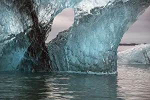 Images Dated 23rd October 2020: Icebergs from the Jokulsarlon glacier drift in Jokulsarlon lagoon in Iceland