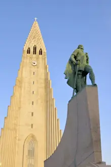 Iceland, Reykjavik, Hallgrimskirkja, Leif Eriksson