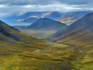Pass Prints: Iceland. Road over Hrafnseyrarheidi near Thingeyri during autumn
