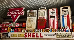 A iconic view of and old service station and old vehicles in Palouse East of St John