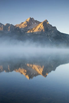 Images Dated 26th September 2011: ID, Sawtooth National Recreation Area, Stanley Lake and McGowan Peak