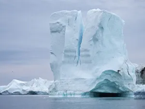 Images Dated 30th May 2019: Ilulissat Icefjord at Disko Bay, Greenland, Danish Territory