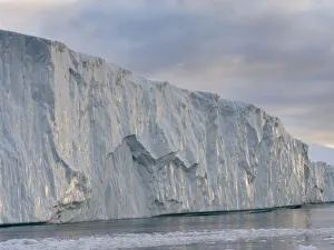 Images Dated 3rd September 2017: Ilulissat Icefjord, a UNESCO World Heritage Site, also called kangia or Ilulissat