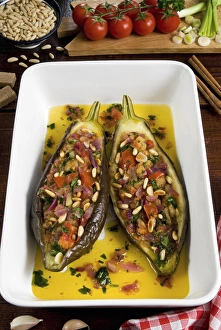 Images Dated 19th March 2012: Imam Bayildi, aubergines stuffed with onion, garlic, pine nuts and tomatoes, Turkish food