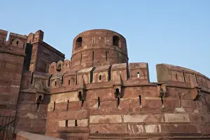 Images Dated 16th April 2015: India, Agra. The Red Fort of Agra. This sandstone fortress was once the seat of Mughal