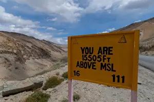 Images Dated 28th June 2012: India, Jammu & Kashmir, Ladakh a road sign announcing You Are 15505 Ft Above