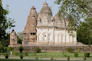 India Prints: India, Khajuraho, Madhya Pradesh State temple from the Chandella dynasty and grounds