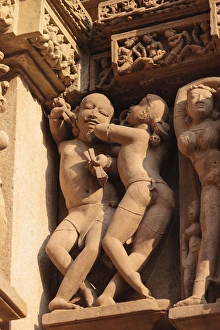 Images Dated 9th November 2011: India, Madhya Pradesh, Chhatarpur District, Khajuraho, Detail of yaksha and yakshi