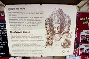 Images Dated 26th April 2009: India, Maharashtra, Mumbai (aka Bombay). Gharapuri Island, Mount Kailash, Elephanta