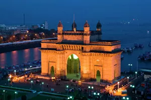 Editor's Picks: INDIA, Mumbai (Bombay): Gateway of India / Evening / from Taj Mahal Hotel Balcony