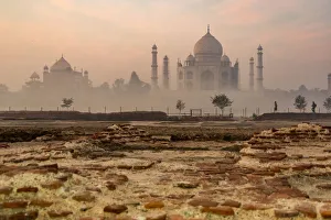 Images Dated 8th February 2017: India, Uttar Pradesh. Agra. No Water No Life expedition, view of Taj Mahal from opposite