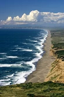 Infinite view of the coastline at Point Reyes National Sea Shore
