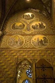 Images Dated 29th June 2007: Interior of Matyas Church, Castle Hill, Buda side of Central Budapest, Capital of Hungary