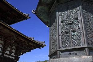 Daibutsu Prints: An intricate metal lantern at the entrance to Daimonji Temple, home to the giant