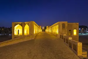 Iran Prints: Iran, Central Iran, Esfahan, Si-o-Seh Bridge, dawn