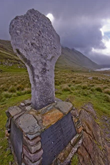 Images Dated 23rd May 2007: Ireland, 1849 potato famine, death, starvation, memorial, County Mayo, tourists