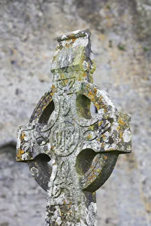 Images Dated 18th May 2016: Ireland, County Tipperary, Cashel, Rock of Cashel, 12th-13th religious buildings