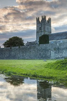 Ireland, County Tipperary, Fethard, town walls, dusk